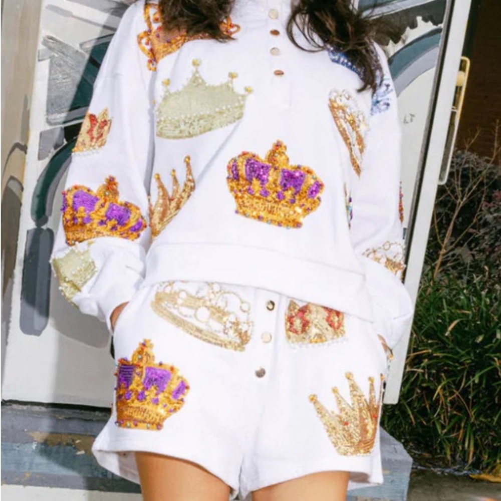 QUEEN OF SPARKLES Crown Embellished White Sweater and matching shorts
